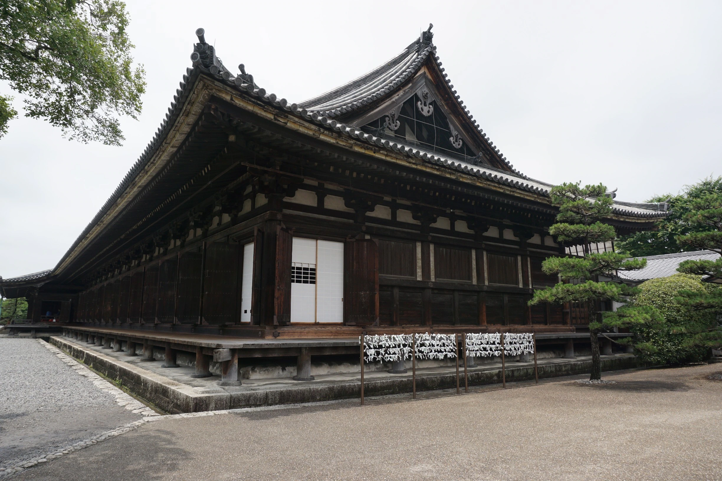 Visitar el Templo Sanjusangendo en Kioto | Routes of Asia