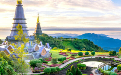 Colores de Tailandia viajes a indonesia Indonesia templo tailandia 400x250